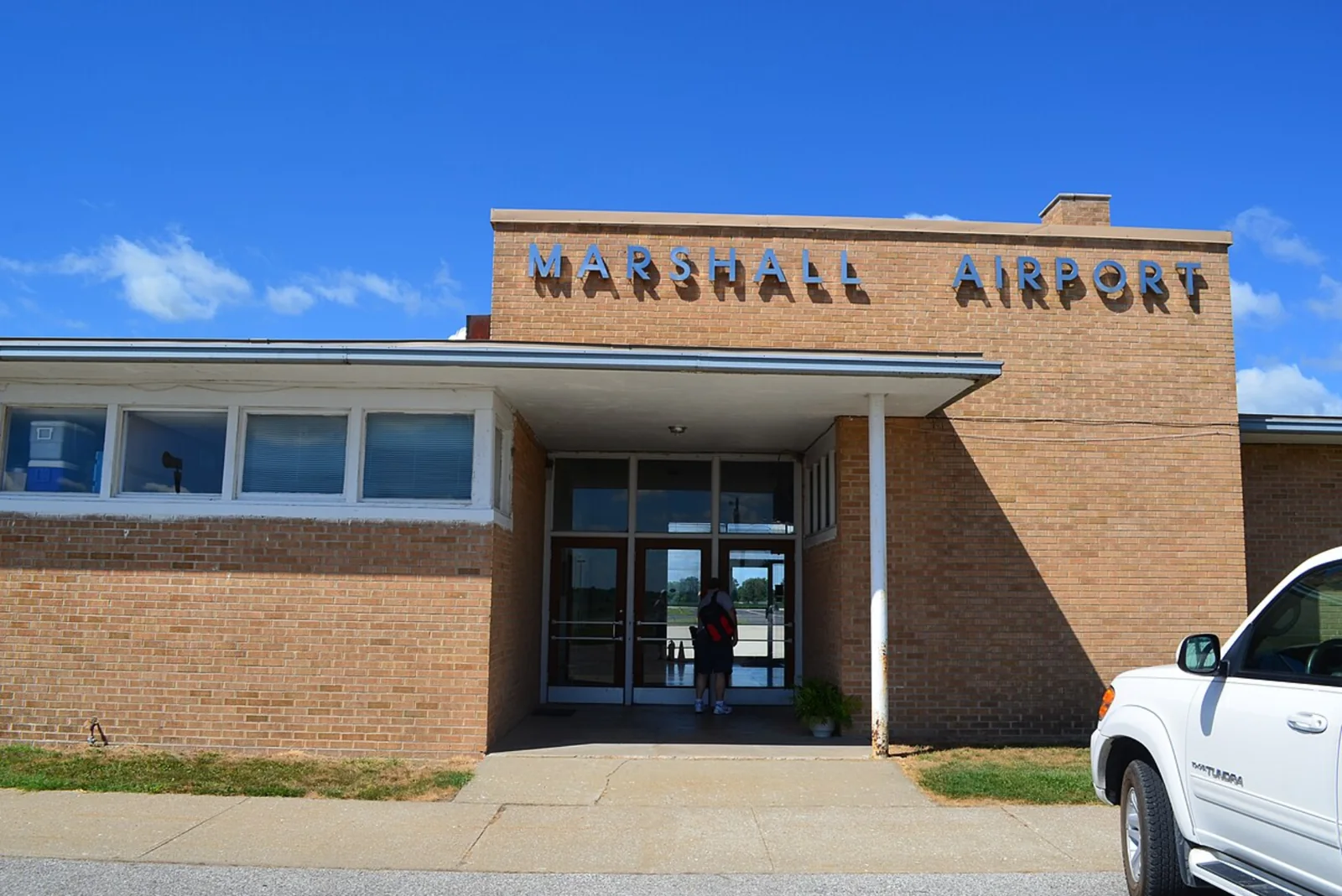 Business Aviation Support at KASL Terminal and aviation services at Harrison County Airport KASL in Marshall Texas