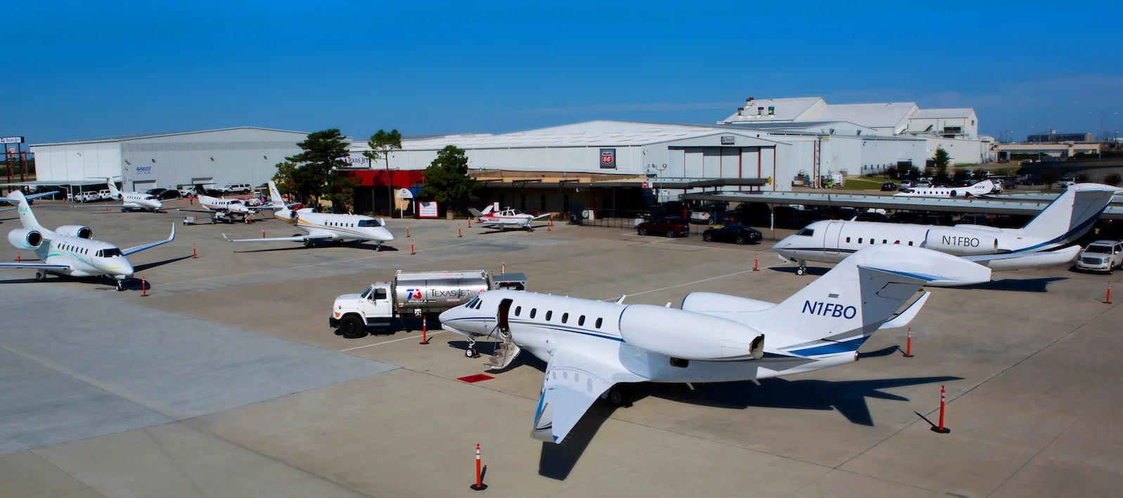 Business Aviation Support at KFTW Modern Aviation and Texas Jet business aviation FBO facilities at Fort Worth Meacham International Airport