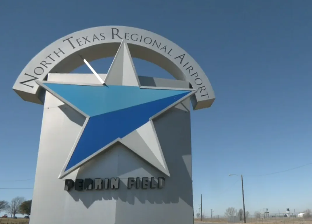 North Texas Regional Airport KGYI serving Sherman Denison and Grayson County